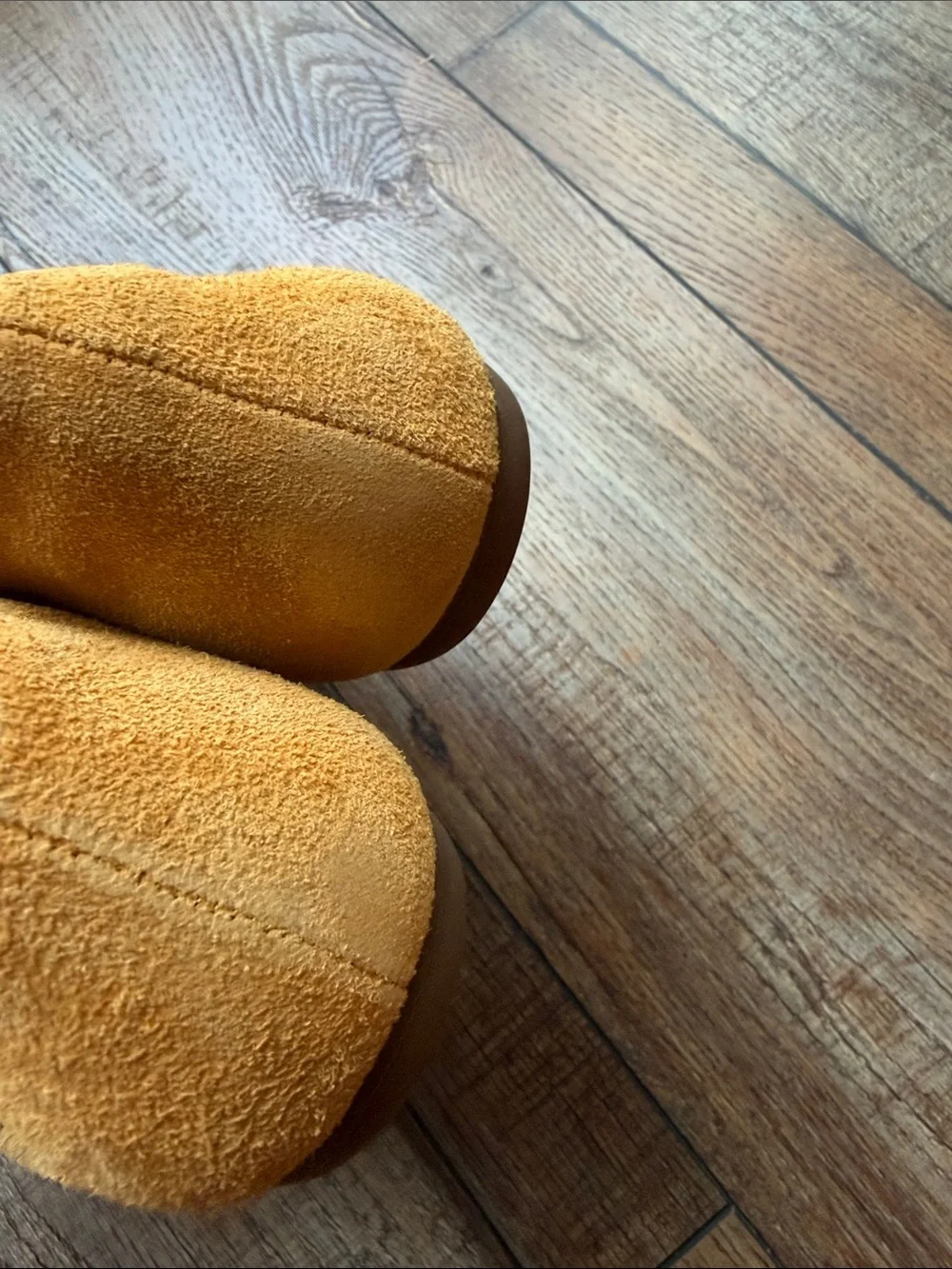 Born Leather flats size 8